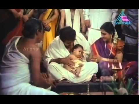 Aalila Manjalil Neeyadumbol Lyrics – Soorya Gayathri Malayalam Movie
