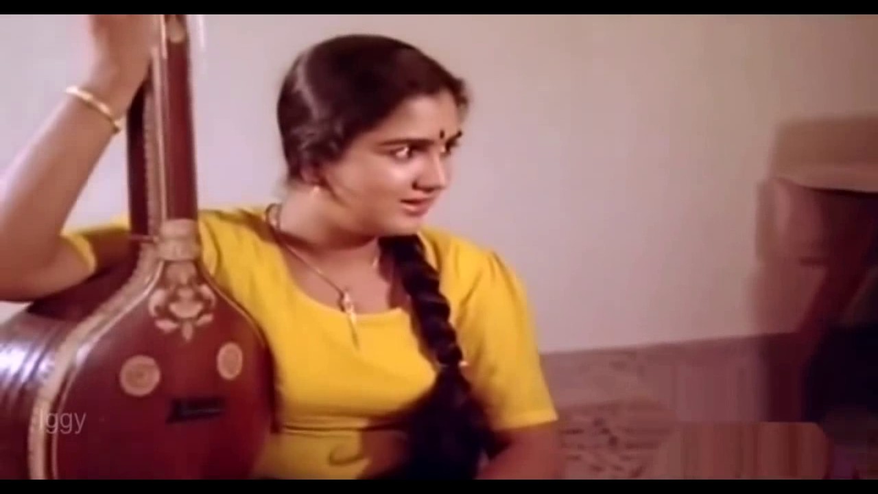Maaghamasam Mallikapoo Lyrics – Ente Ponnu Thampuran Malayalam Movie