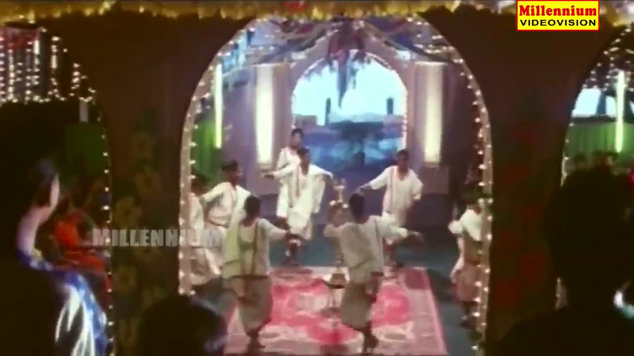 Mathimukhi Malathi Lyrics – Vazhunnor Movie