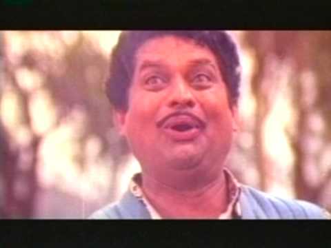 Ooty Pattanam Pootti Lyrics – Kilukkam Movie