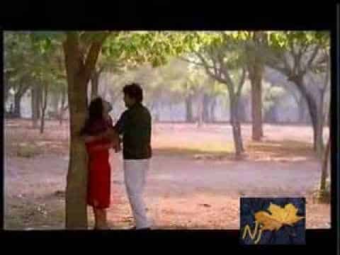 Raavil Poonthen Thedum Lyrics – Naduvazhikal Movie